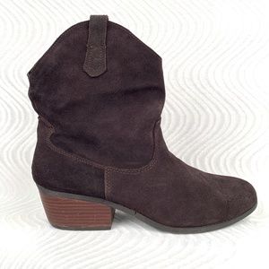 White Mountain Suede Leather Booties 11